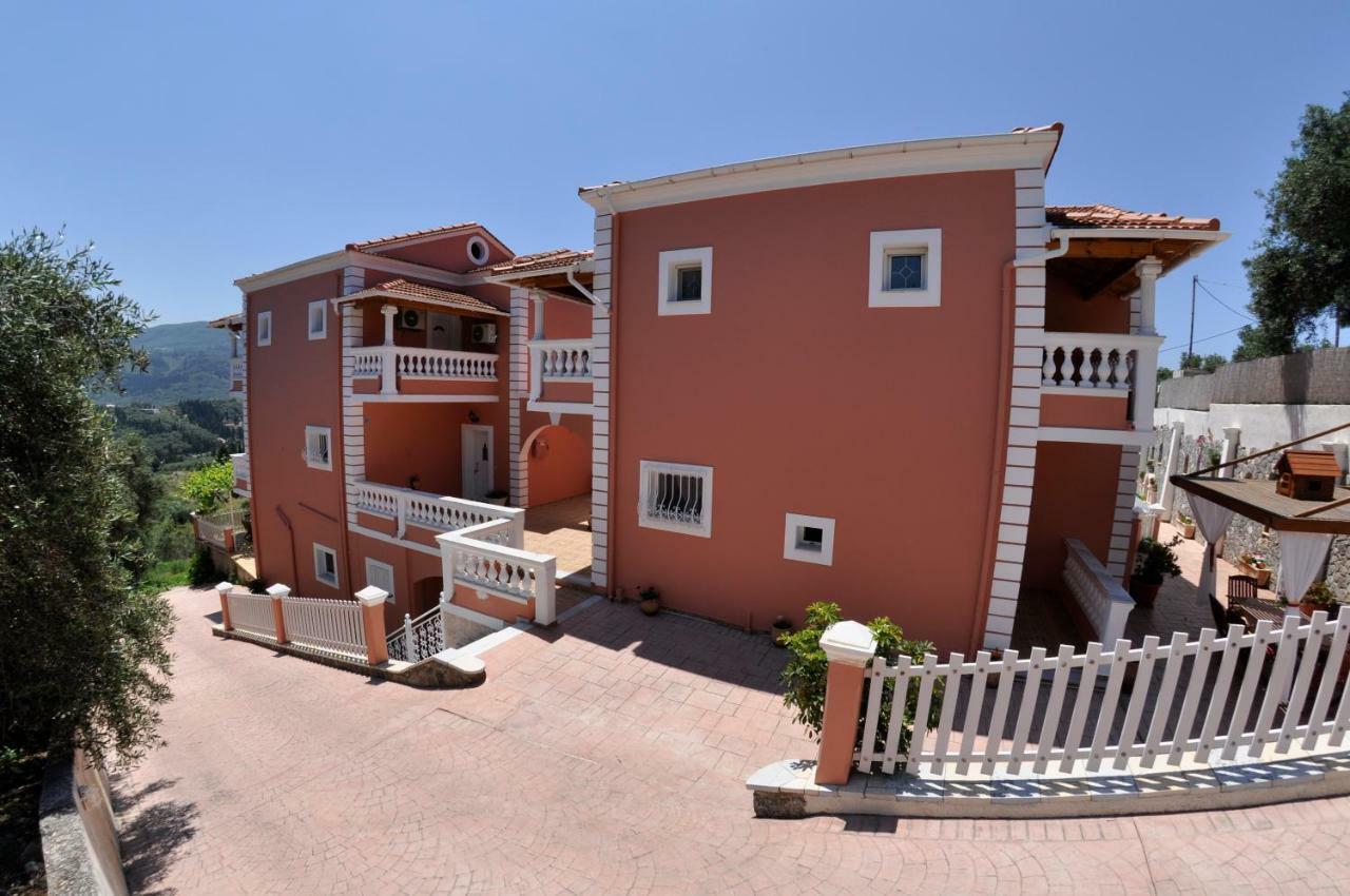 Chrinos House Apartamento Agios Georgios Pagon Exterior foto