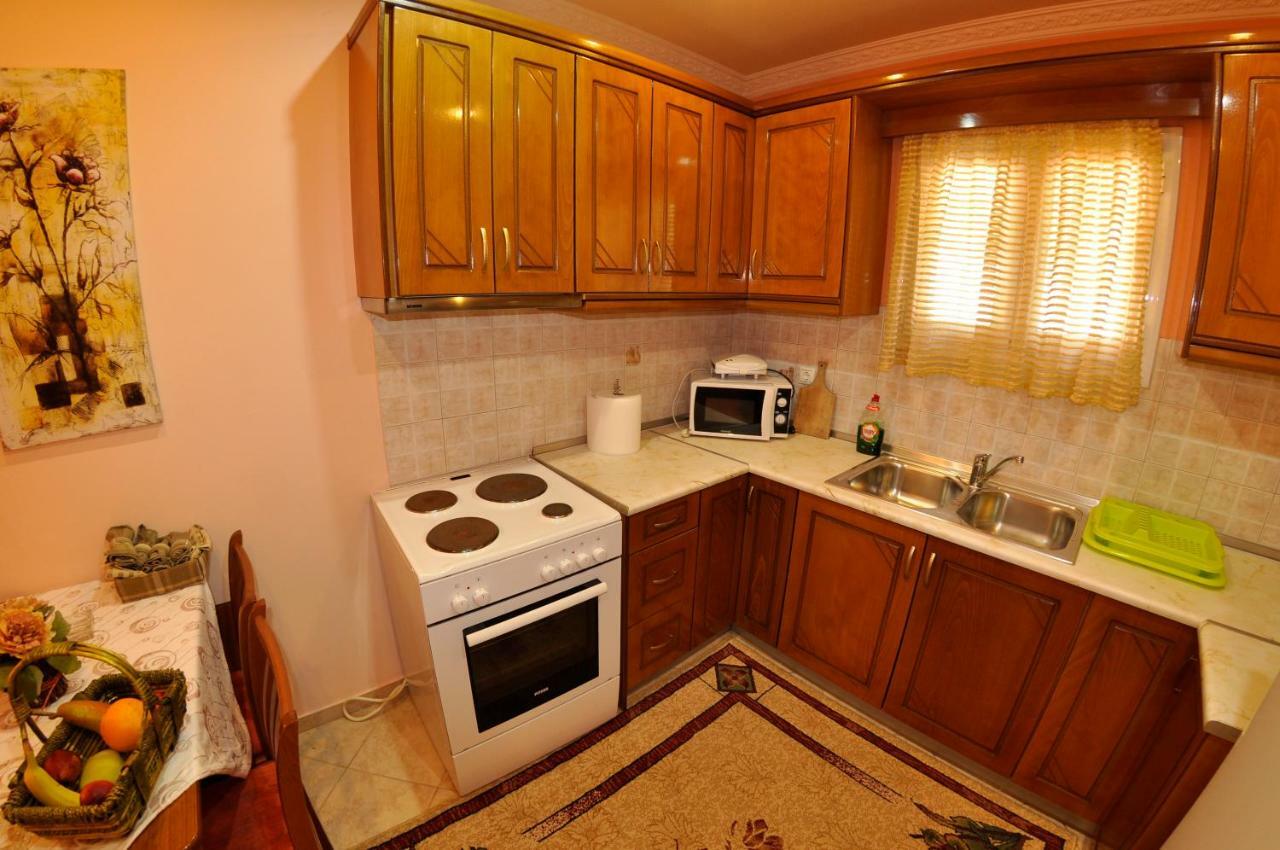 Chrinos House Apartamento Agios Georgios Pagon Exterior foto