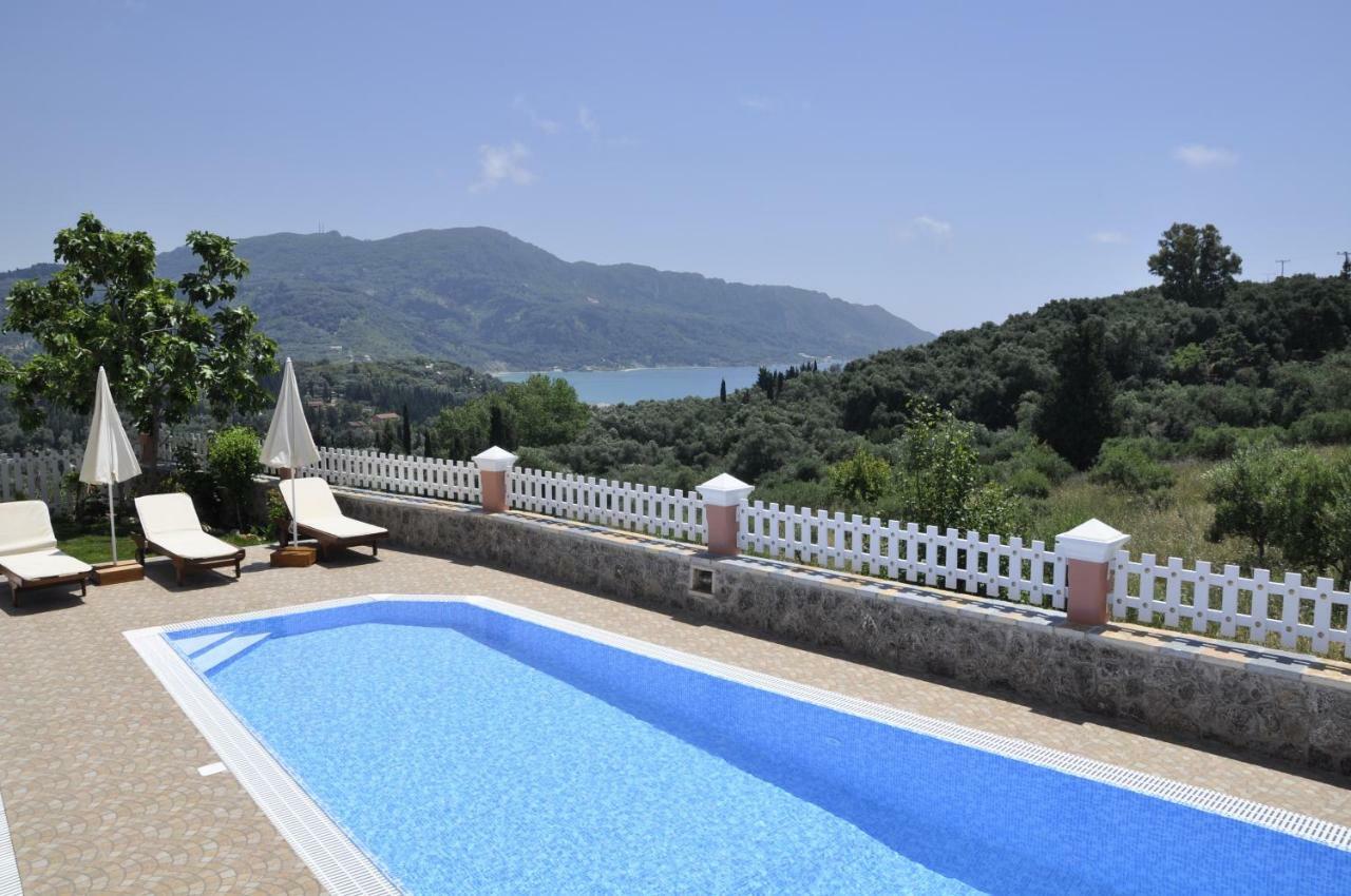 Chrinos House Apartamento Agios Georgios Pagon Exterior foto