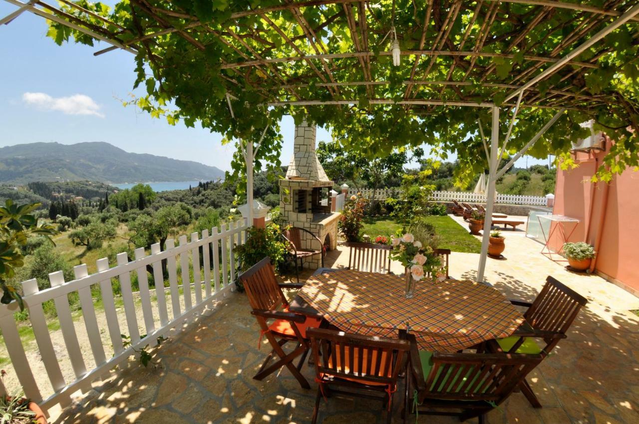 Chrinos House Apartamento Agios Georgios Pagon Exterior foto