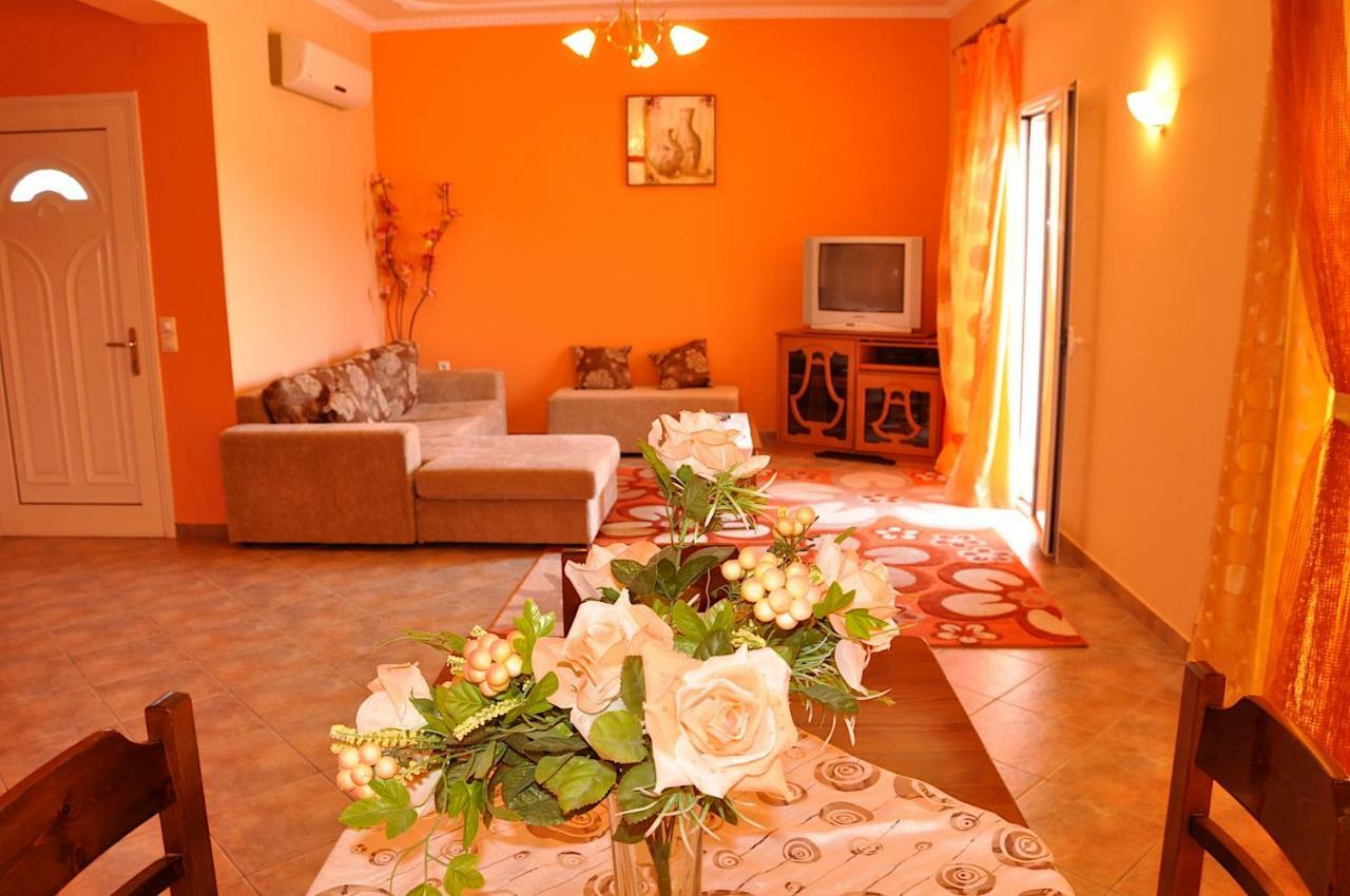 Chrinos House Apartamento Agios Georgios Pagon Exterior foto